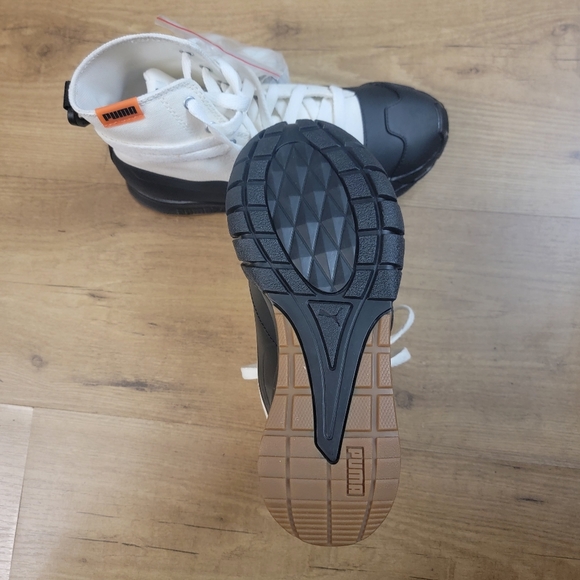 PUMA Central Saint Martins × Kyron "For The Love of Water" - Picture 14 of 14